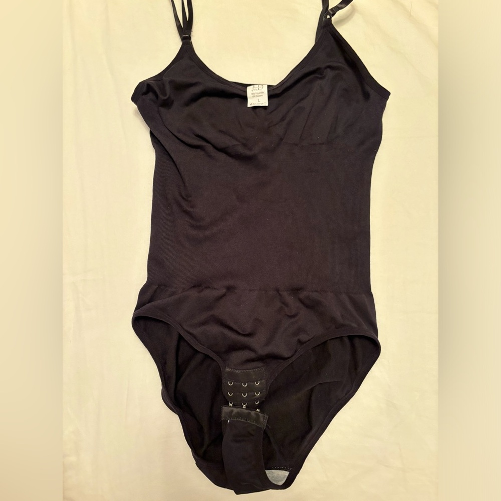 Shapewear body suit